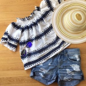 Off the shoulder cropped blouse